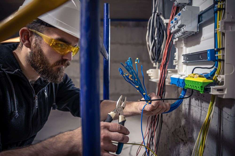 Odbiór mieszkania a instalacja elektryczna – na co zwrócić uwagę?